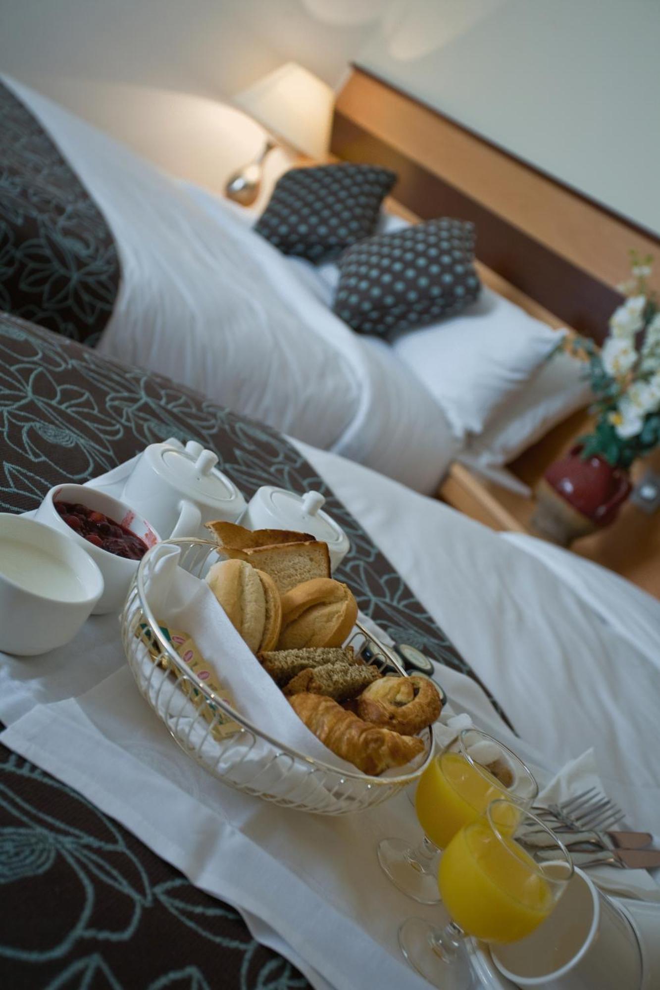 Ard Ri House Hotel Tuam Dış mekan fotoğraf
